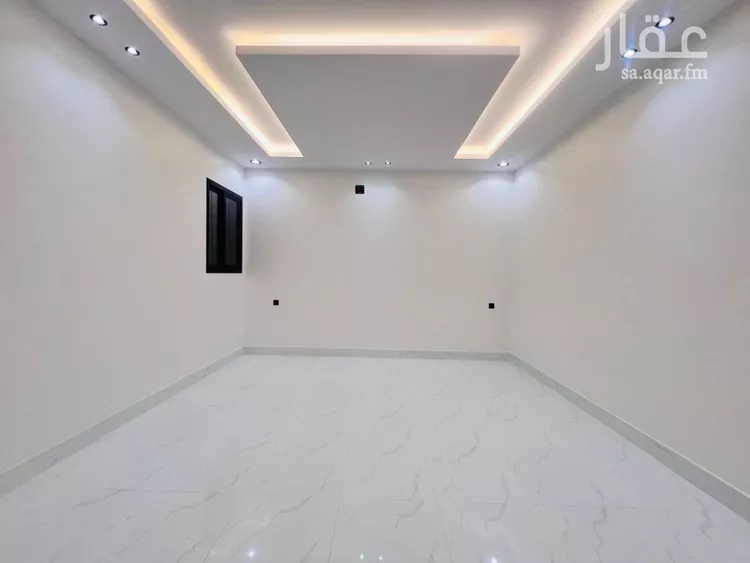 دور للبيع في شارع ابن الوارث, حي العزيزية, مدينة الرياض, منطقة الرياض صورة 2