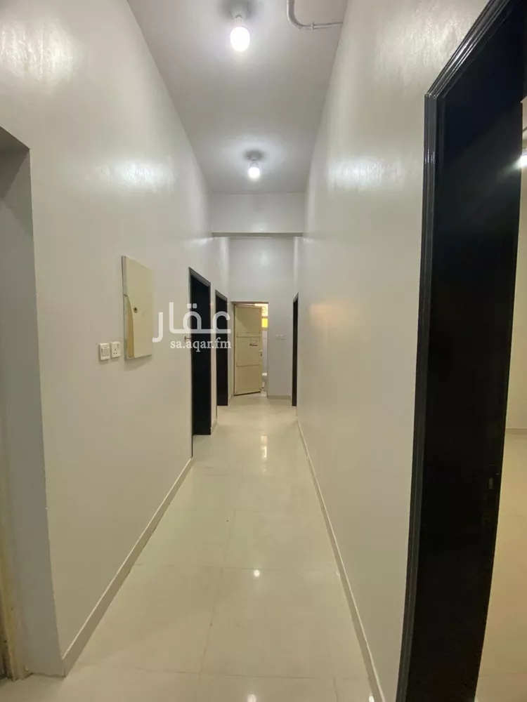 عمارة للإيجار في شارع الصحابة, حي المصفاة, مدينة الرياض, منطقة الرياض صورة 4