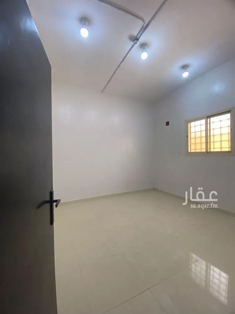 عمارة للإيجار في شارع الصحابة, حي المصفاة, مدينة الرياض, منطقة الرياض صورة 2