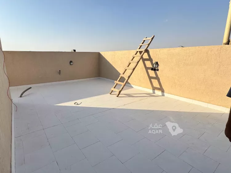 Building for Rent in Riyadh Al Misfat 7