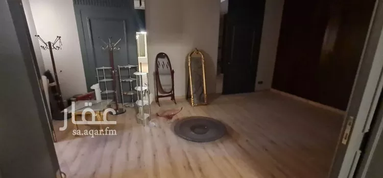 فيلا للبيع في شارع أبي رافع الصائغ, حي الخزامى, مدينة الرياض, منطقة الرياض 6