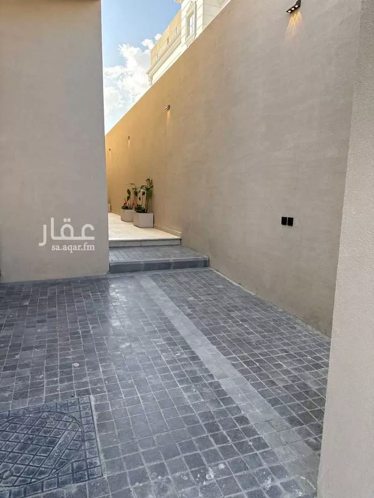 دور للبيع في شارع القاسم البصري, حي السداد, مدينة الطائف, منطقة مكة المكرمة صورة 2