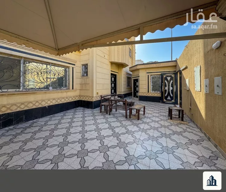 فيلا للبيع في شارع ابي العباس الحميري, حي الرمال, مدينة الرياض, منطقة الرياض صورة 2