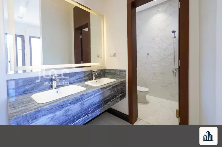 فيلا للبيع في شارع عثمان بن قائد, حي العارض, مدينة الرياض, منطقة الرياض صورة 2