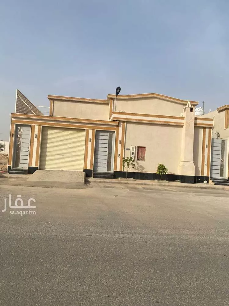 فيلا للبيع في شارع أحمد بن إسحاق الصبغي ، حي المهدية ، الرياض ، منطقة الرياض