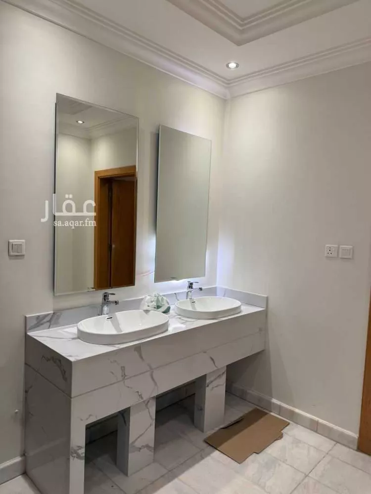 فيلا للإيجار في شارع الشلفاء ، حي غرناطة ، الرياض ، منطقة الرياض صورة 2