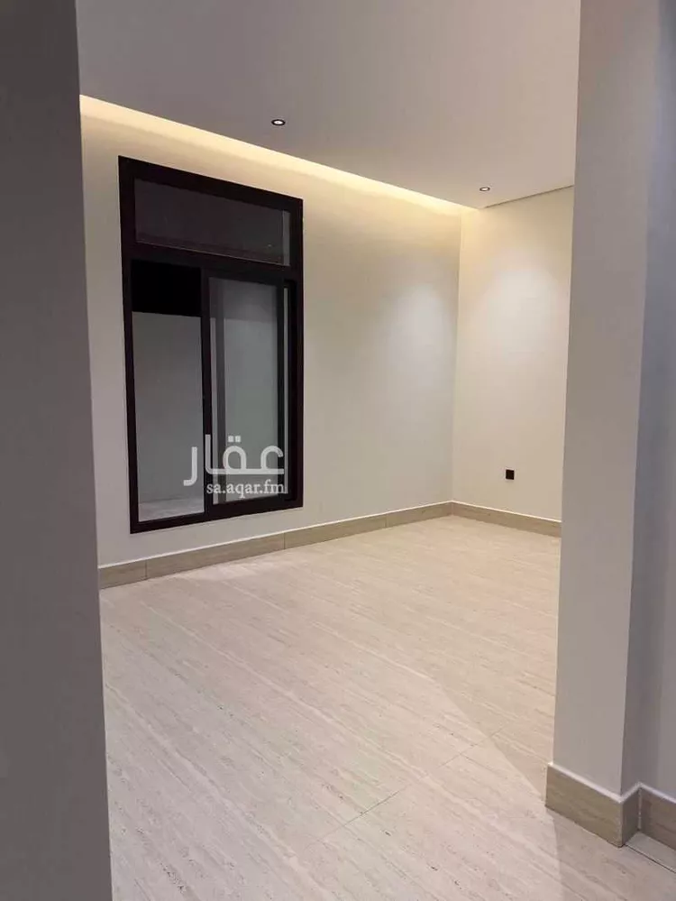 Floor for Sale in Riyadh Al Janadriyah 20