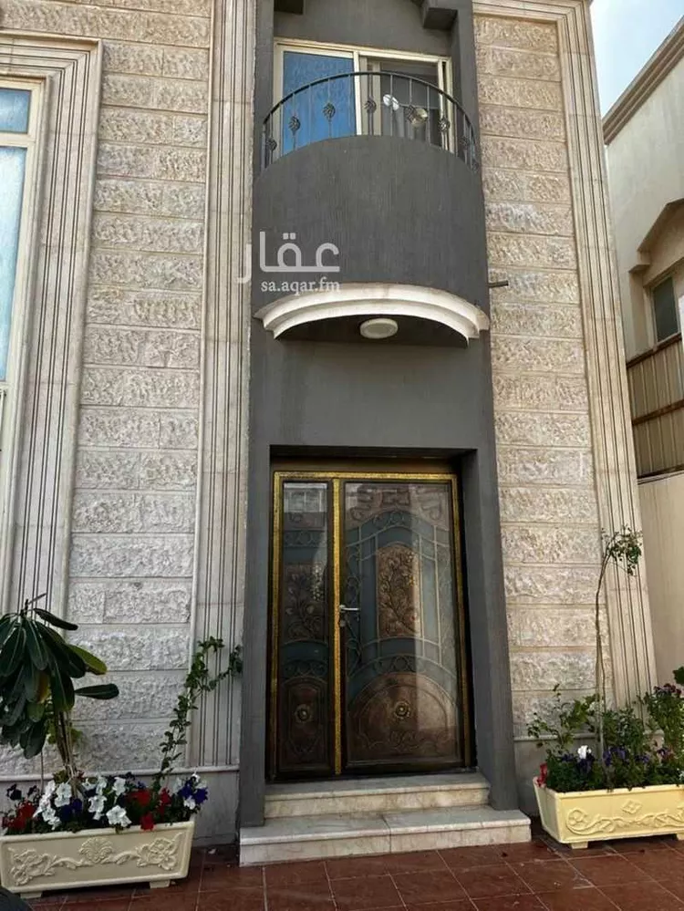 فيلا للبيع في شارع سالم الحطاب, حي الشاطئ الغربي, مدينة الدمام, المنطقة الشرقية صورة 2