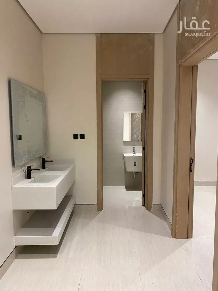 دور للبيع في شارع طريق السلطان قابوس , حي المعيزيلة, مدينة الرياض, منطقة الرياض صورة 2
