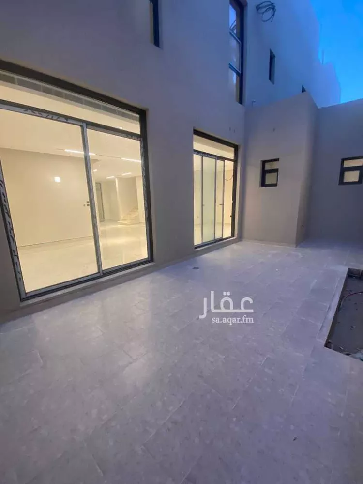 دور للبيع في شارع طريق السلطان قابوس, حي المعيزيلة, مدينة الرياض, منطقة الرياض صورة 2