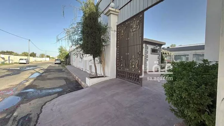 أرض للبيع في شارع العرفان, حي العرج الأسفل, مدينة الطائف, منطقة مكة المكرمة صورة 2