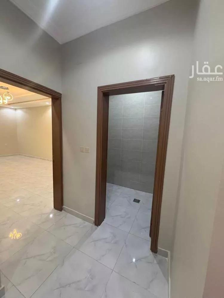 شقة للإيجار في شارع الاوجام ، حي العين العزيزية ، جدة ، جدة صورة 2