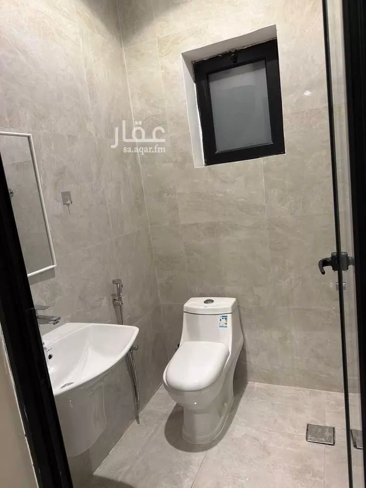 شقة للإيجار في شارع الثاني والعشرون, حي الخبر الجنوبية, مدينة الخبر, المنطقة الشرقية 8