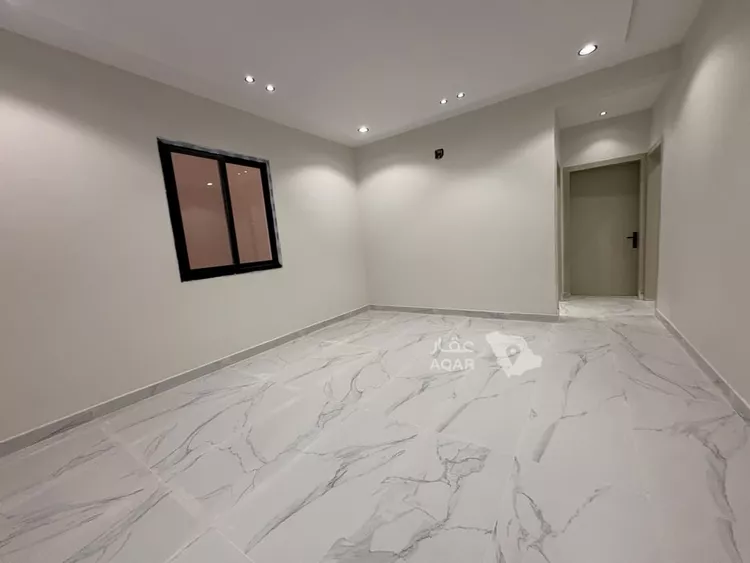 دور للبيع في شارع الرشيد التاجر, حي عكاظ, مدينة الرياض, منطقة الرياض صورة 5