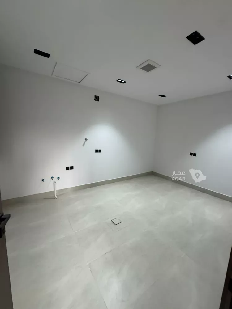 Floor for Sale in Riyadh Badr 2