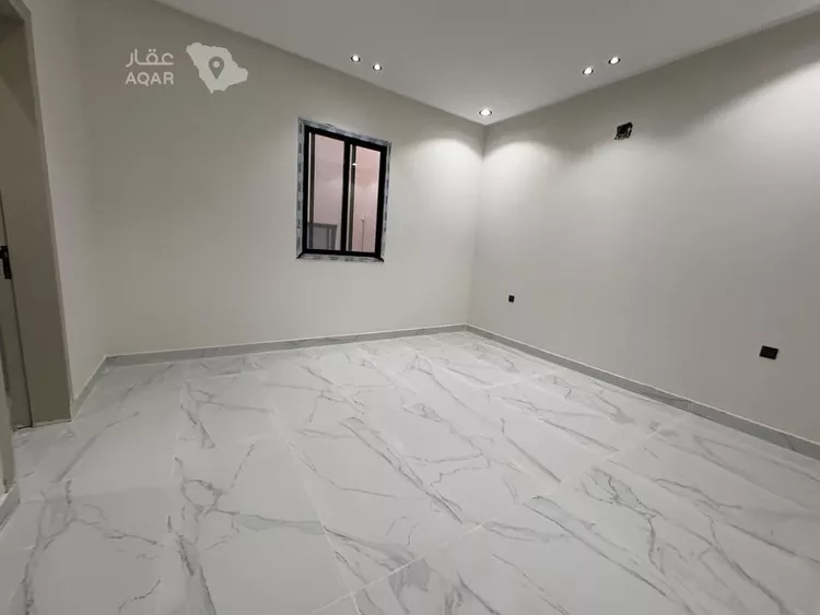 دور للبيع في شارع الرشيد التاجر, حي عكاظ, مدينة الرياض, منطقة الرياض صورة 4