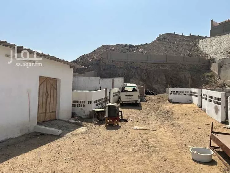 أرض للإيجار في شارع ابن المندائي ، حي المنتزه ، جدة ، جدة