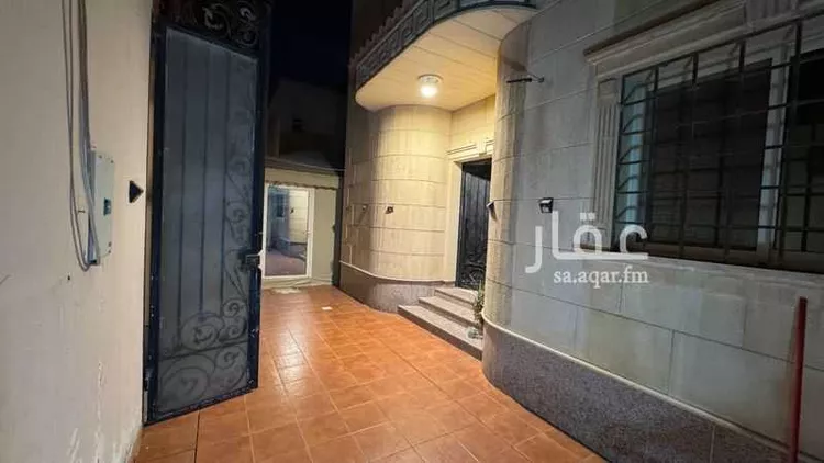 فيلا للبيع في شارع عبدالملك بن سراج, حي اليرموك, مدينة الخبر, المنطقة الشرقية صورة 2