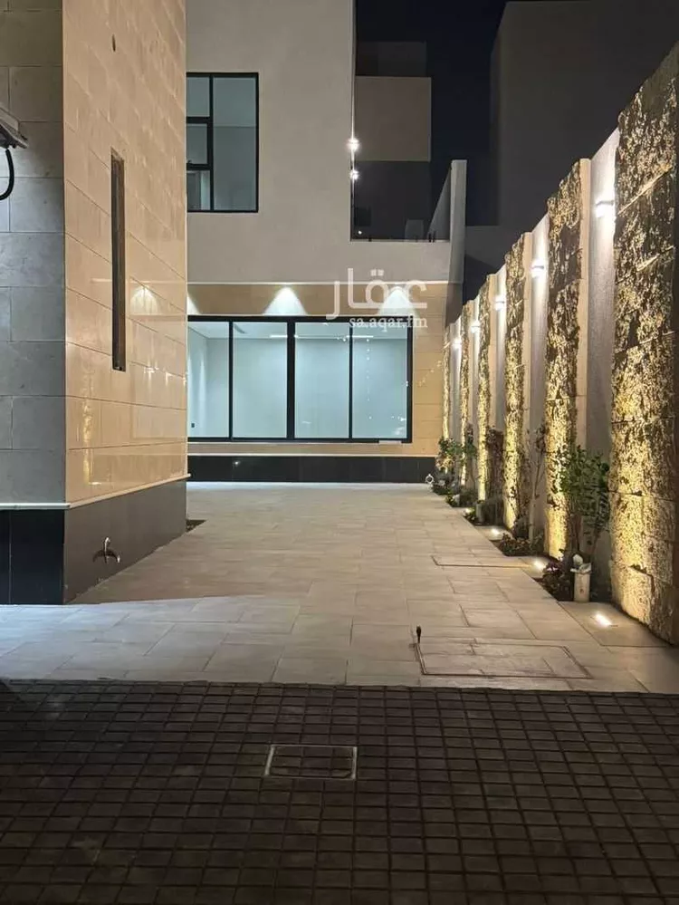 Villa for Sale in Riyadh Al Mahdiyah