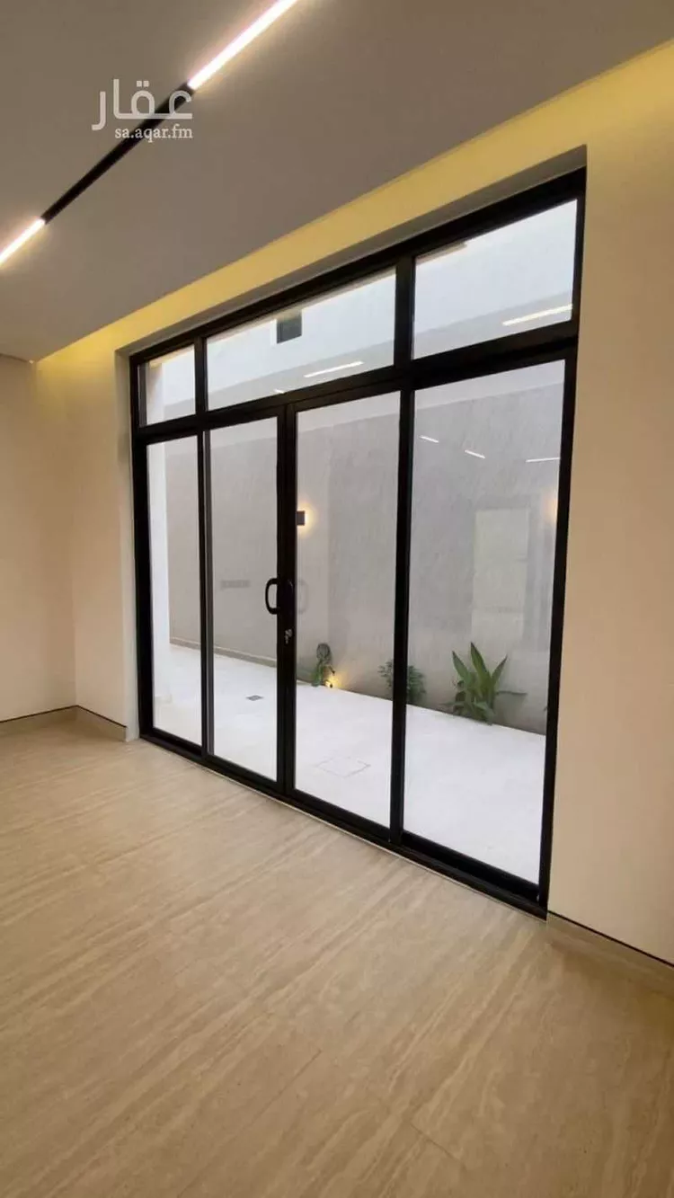 فيلا للبيع في شارع حنظلة, حي الفاروق, مدينة الرياض, منطقة الرياض 8