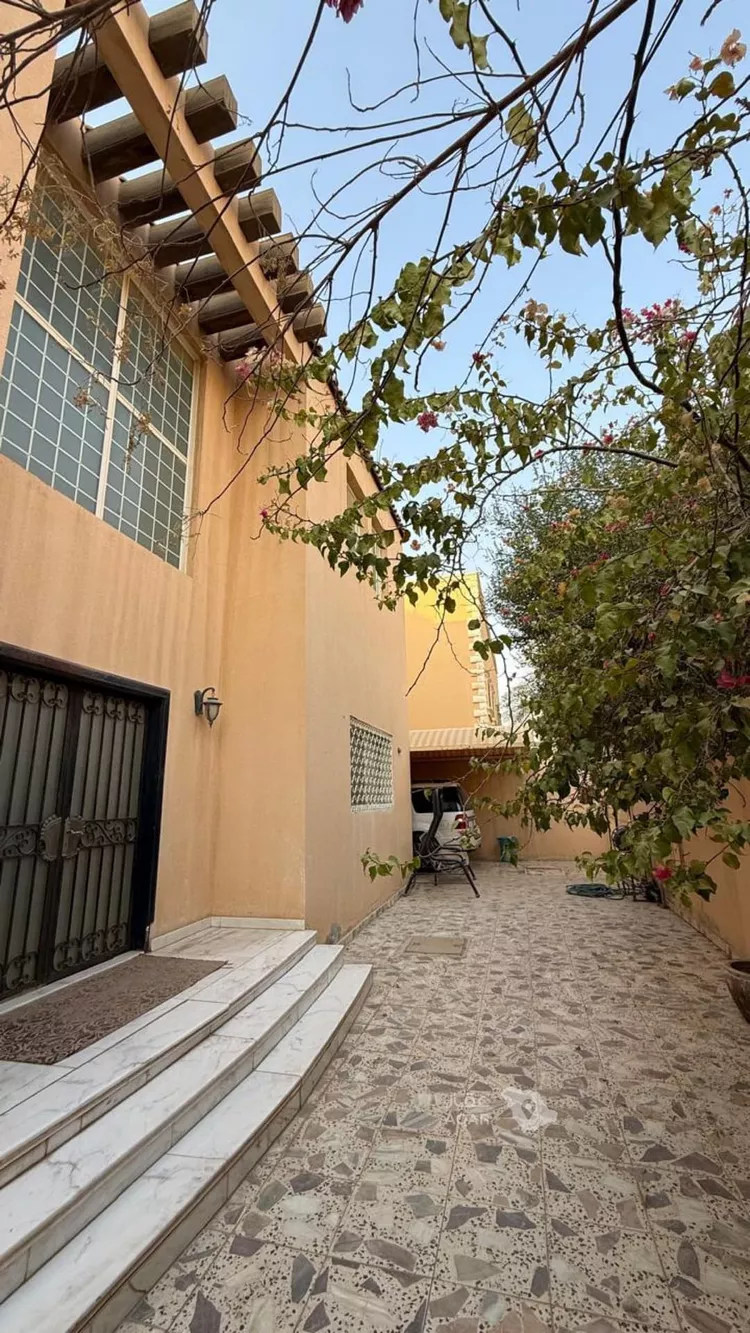 Villa for Sale in Riyadh An Nada 7