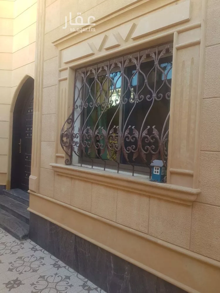 فيلا للبيع في شارع الغمار, حي ظهرة لبن, مدينة الرياض, منطقة الرياض صورة 2