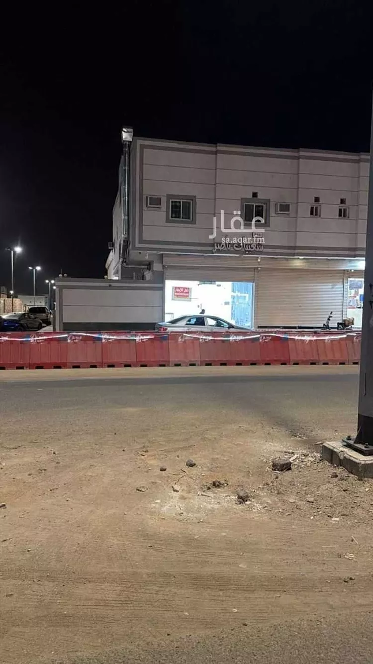 Commercial Office for Rent in Medina As Sakb