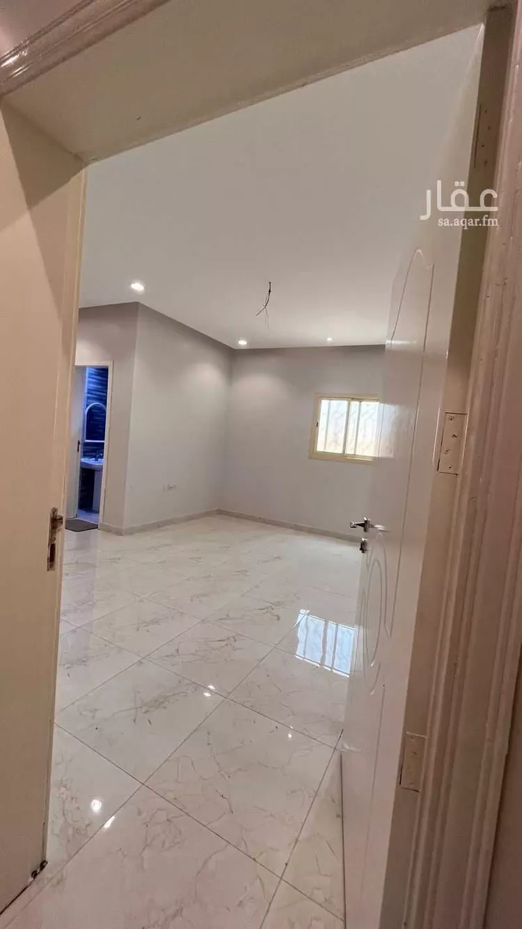 دور للإيجار في شارع أبي الشيخ الأصبهاني ، حي المهدية ، الرياض ، منطقة الرياض صورة 3