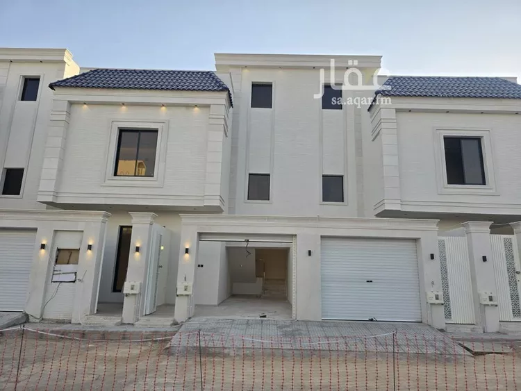 دور للبيع في شارع الفرسان, حي عكاظ, مدينة الرياض, منطقة الرياض