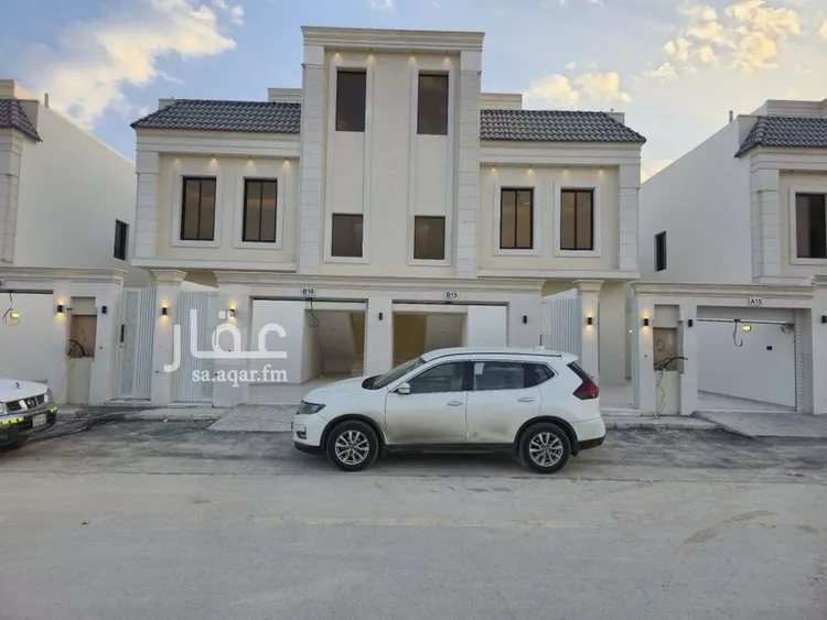 دور للبيع في شارع ممر42, حي عكاظ, مدينة الرياض, منطقة الرياض