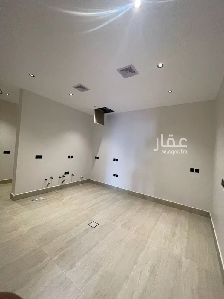 فيلا للبيع في شارع القويمية, حي الحزم, مدينة الرياض, منطقة الرياض صورة 4
