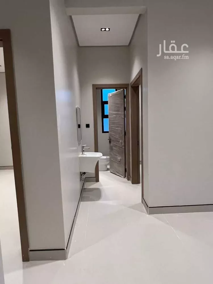 Villa for Sale in Riyadh Al Janadriyah 19