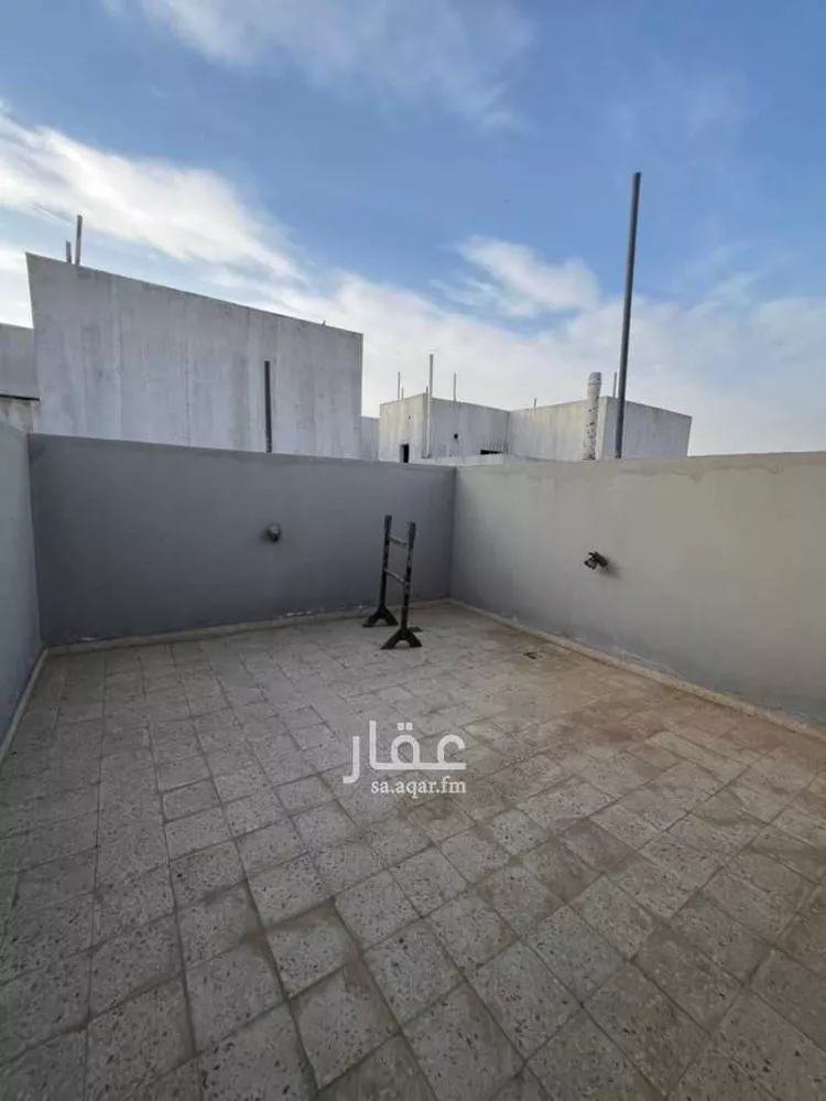 فيلا للبيع في شارع عيسى ابن سلمان خليفه, حي المعيزيلة, مدينة الرياض, منطقة الرياض 28