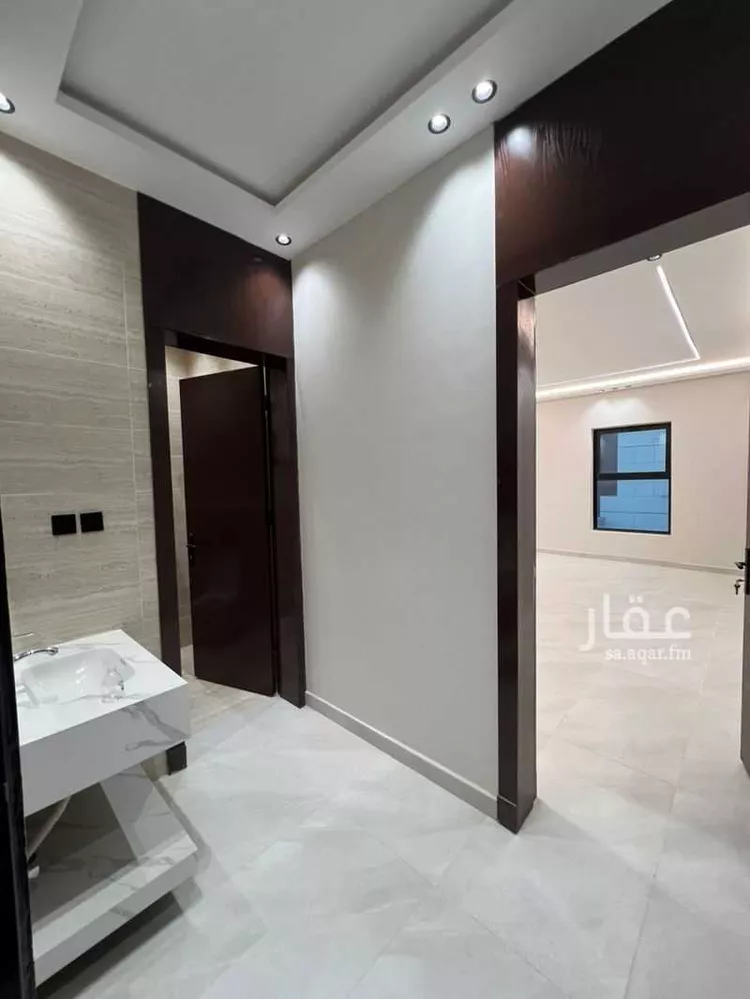 دور للبيع في شارع الشيخ عيسى بن سلمان آل خليفة, حي المعيزيلة, مدينة الرياض, منطقة الرياض صورة 5