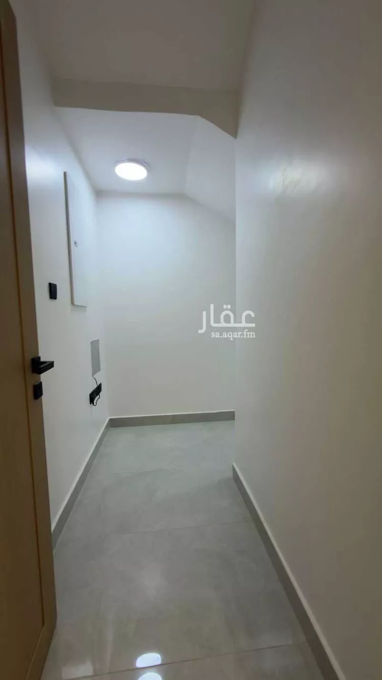 فيلا للبيع في شارع الامام عبدالله بن سعود بن عبدالعزيز, حي القادسية, مدينة الرياض, منطقة الرياض 11