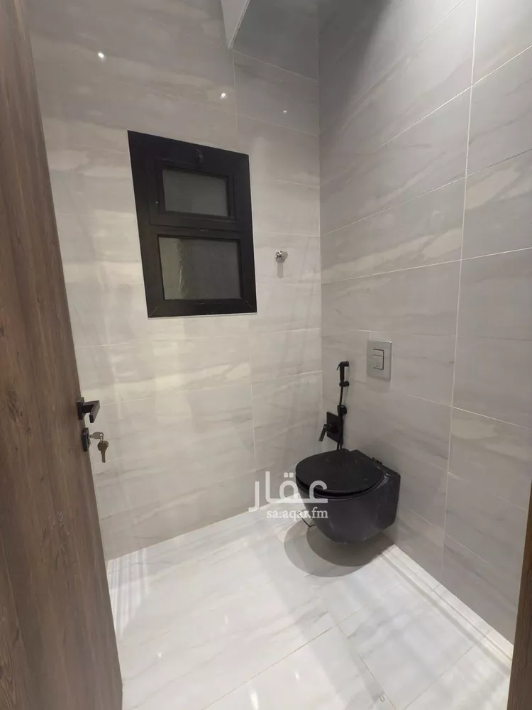 فيلا للبيع في شارع عثمان الرويني, حي البيان, مدينة الرياض, منطقة الرياض صورة 4