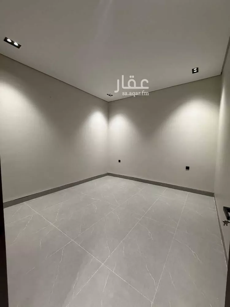 Floor for Sale in Riyadh Ishbiliyah 7