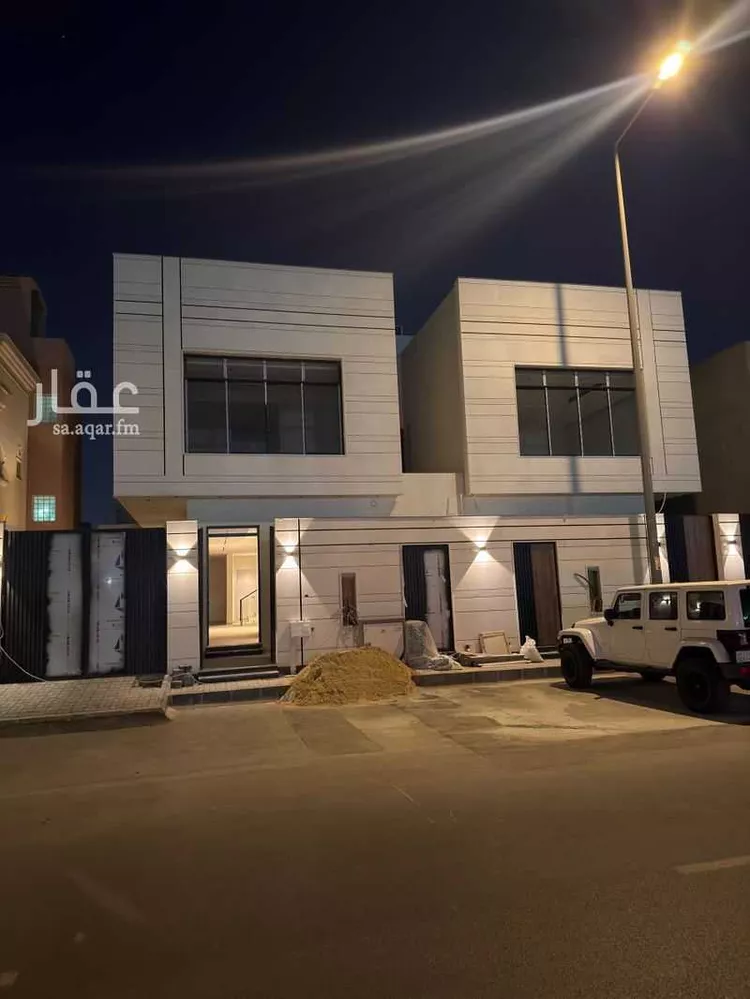 فيلا للبيع في شارع علي بن عبدالكريم, حي إشبيلية, مدينة الرياض, منطقة الرياض