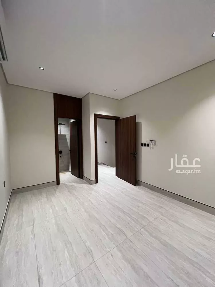 دور للبيع في شارع الشيخ عيسى بن سلمان آل خليفة, حي المعيزيلة, مدينة الرياض, منطقة الرياض 17