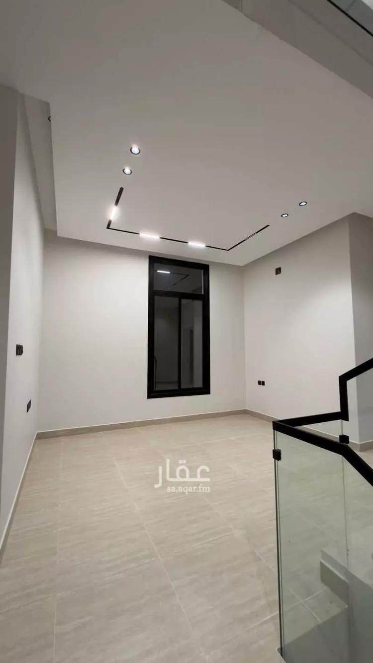 فيلا للبيع في شارع علي بن عبدالكريم, حي إشبيلية, مدينة الرياض, منطقة الرياض 7