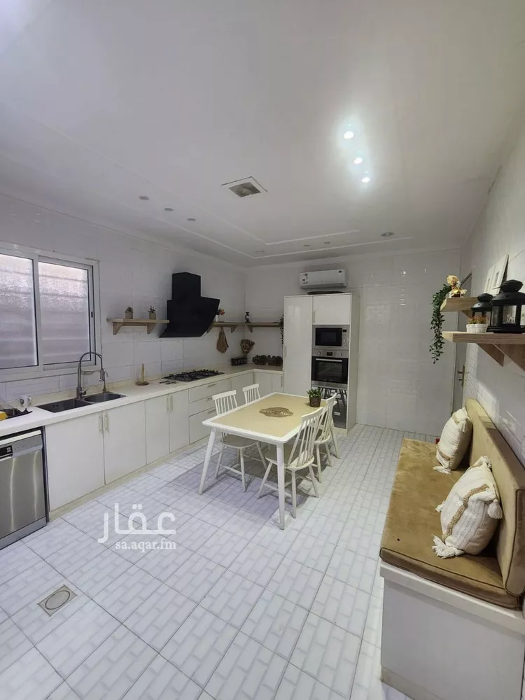 فيلا للإيجار في شارع المشتل, حي ظهرة لبن, مدينة الرياض, منطقة الرياض صورة 5