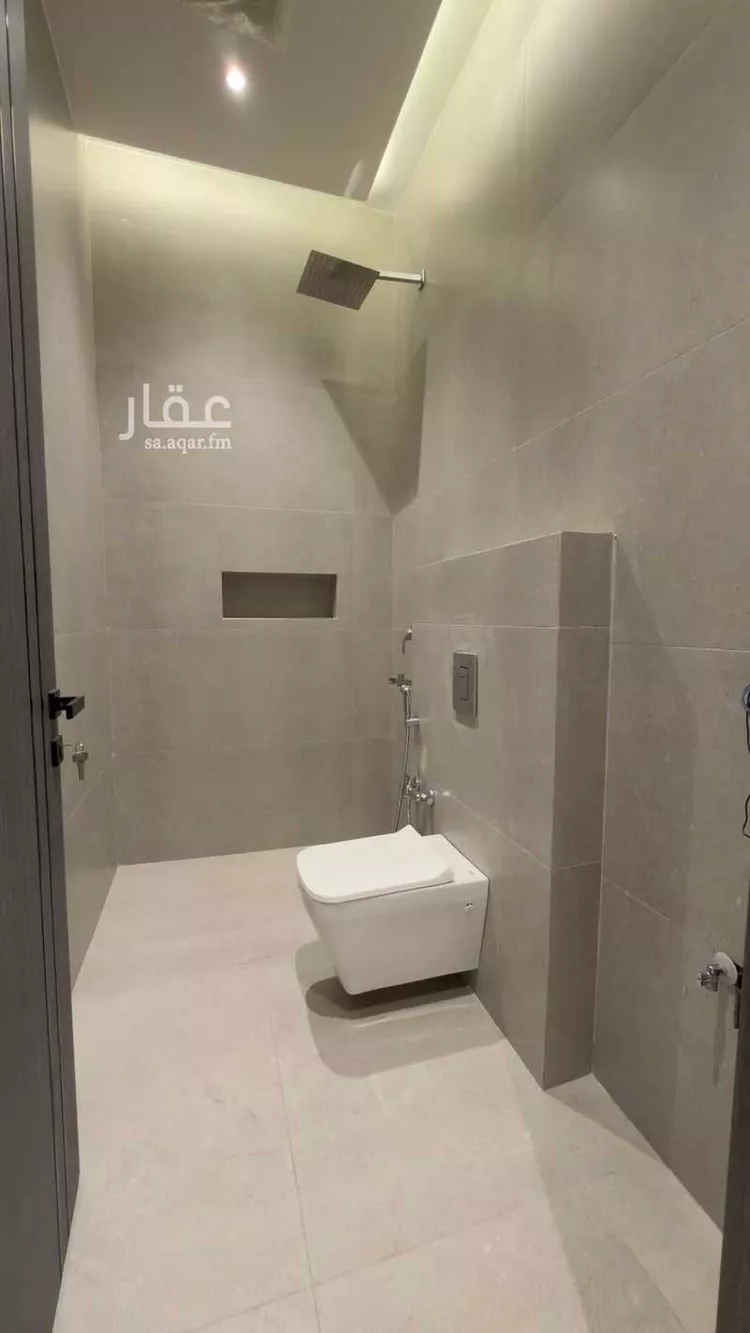 دور للبيع في شارع الدمام الفرعي, حي غرناطة, مدينة الرياض, منطقة الرياض 11