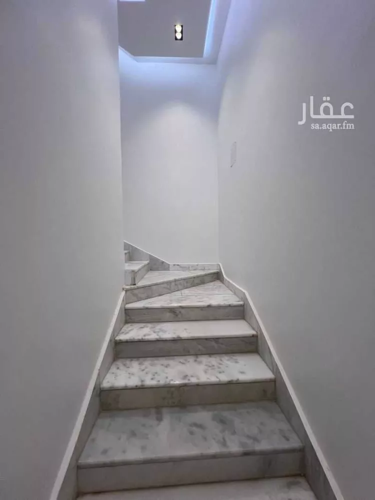 شقة للبيع في شارع الامام عبدالله بن سعود بن عبدالعزيز, حي القادسية, مدينة الرياض, منطقة الرياض 7