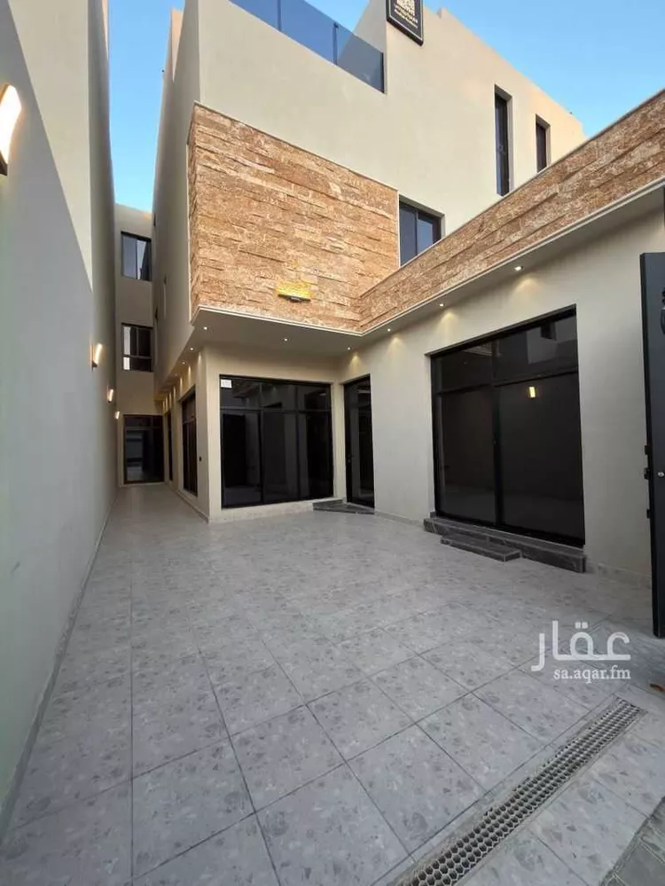 دور للبيع في شارع طريق الملك عبدالله بن عبدالعزيز, حي إشبيلية, مدينة الرياض, منطقة الرياض صورة 3