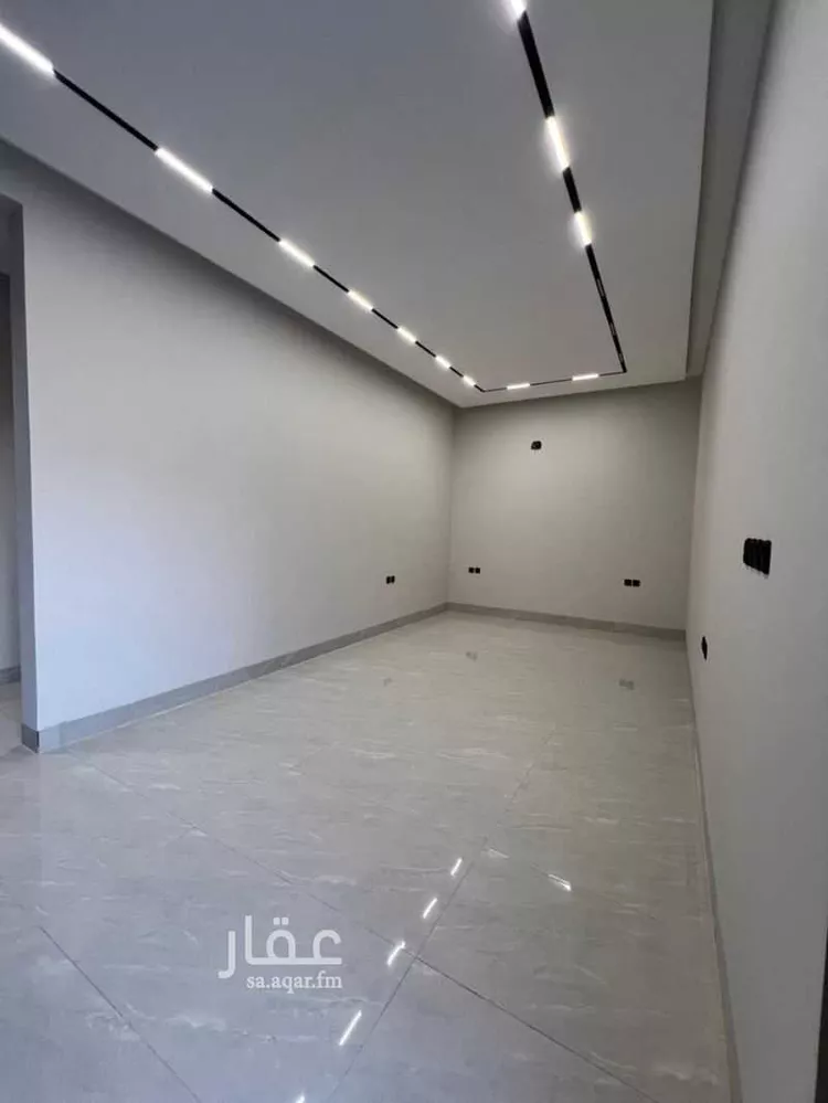 فيلا للبيع في شارع عيسى ابن سلمان خليفه, حي المعيزيلة, مدينة الرياض, منطقة الرياض 12