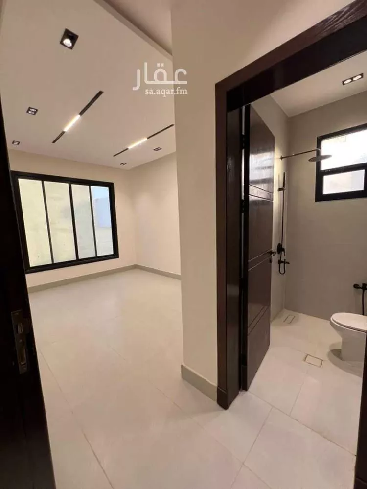 Floor for Sale in Riyadh Al Maizilah 6