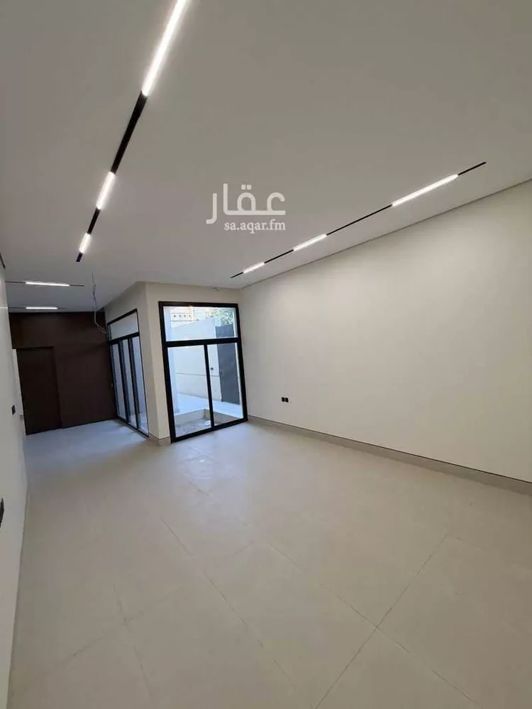 فيلا للبيع في شارع الدمام الفرعي, حي اليرموك, مدينة الرياض, منطقة الرياض 12
