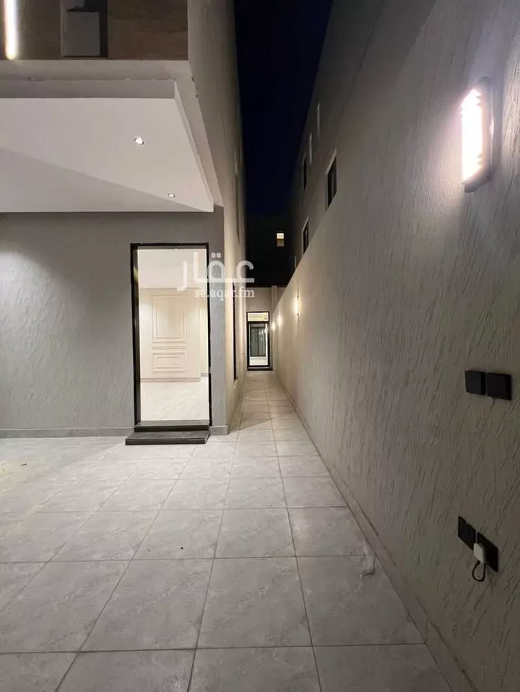 دور للبيع في شارع الشيخ عيسى بن سلمان آل خليفة, حي المعيزيلة, مدينة الرياض, منطقة الرياض صورة 3