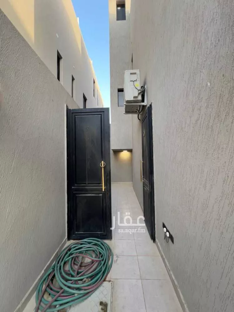 Floor for Sale in Riyadh Al Maizilah صورة 3
