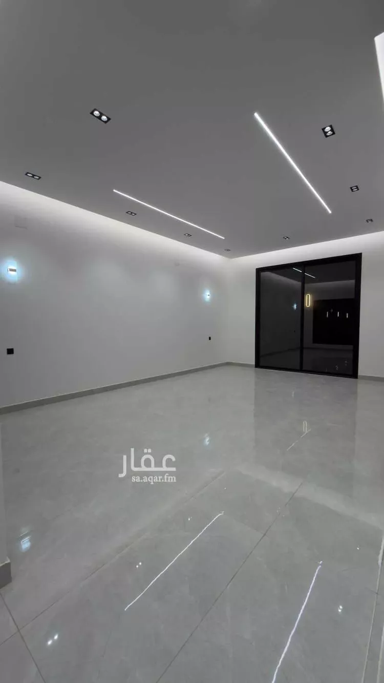 فيلا للبيع في شارع الامام عبدالله بن سعود بن عبدالعزيز, حي القادسية, مدينة الرياض, منطقة الرياض 8